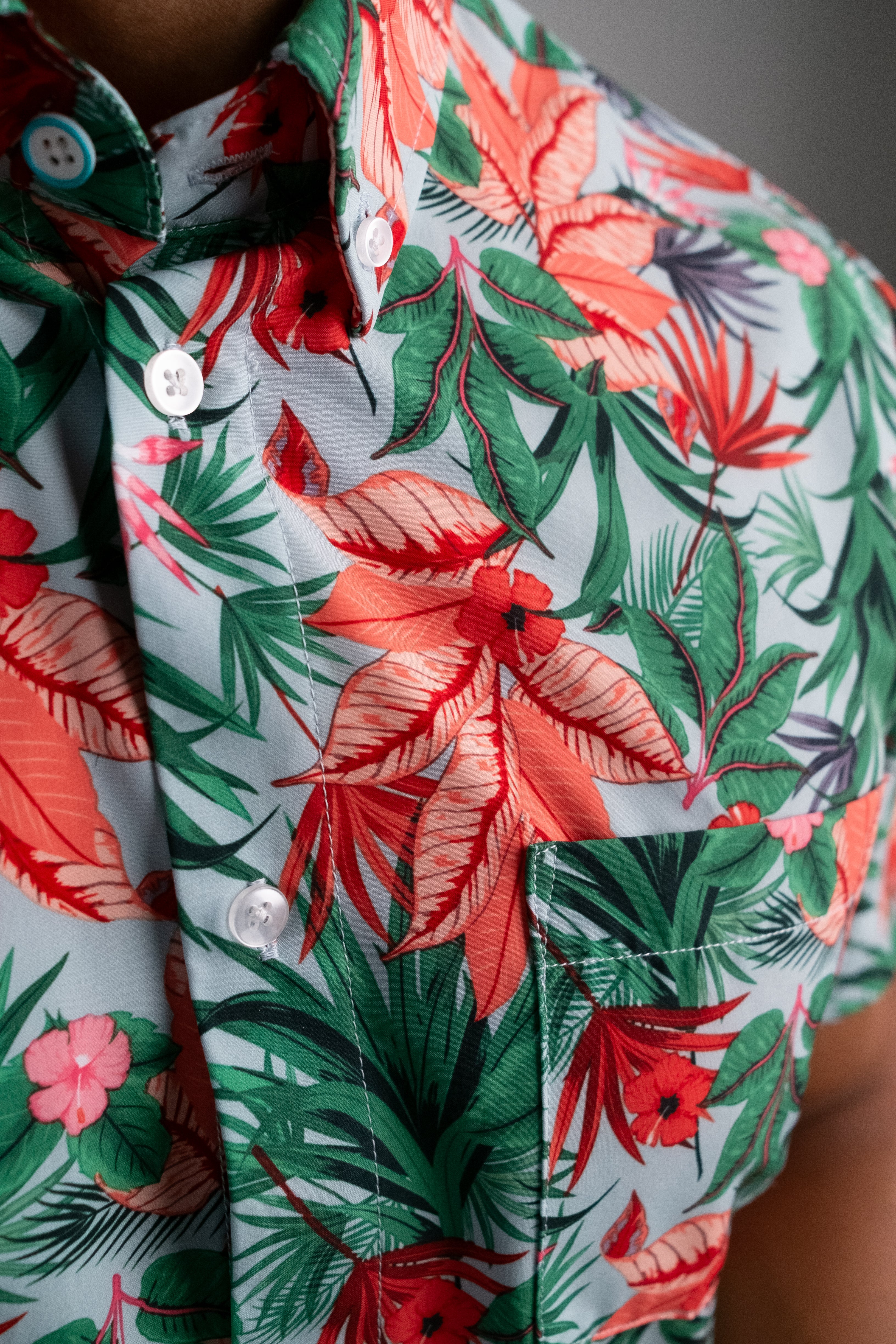 Range Shirt - Hawaiian Floral Pattern - Image 5